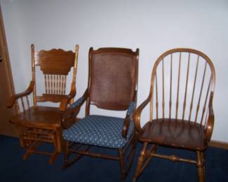 ROCKING CHAIRS