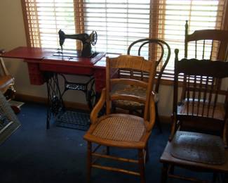 OLD SEWING MACHINE & CHAIRS