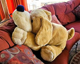 Puppy dog stuffed animal 