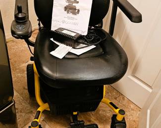 Drivable chair