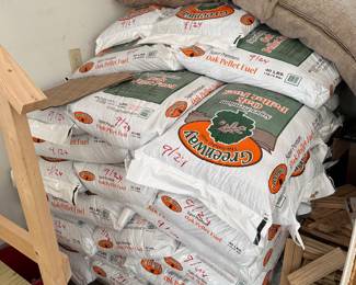 Wood stove pellets 