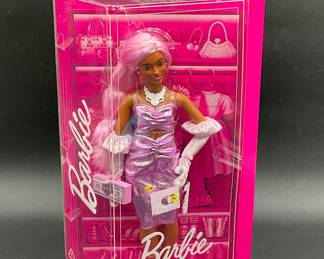 Barbie Deluxe Style Doll
