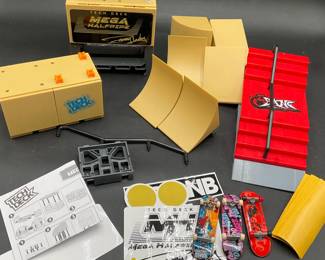 Tech Deck Ramps & Fingerboards