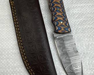 Damascus Steel Fixed Blade Knife w/ Sheath