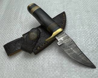 Damascus Steel Fixed Blade Knife w/ Sheath