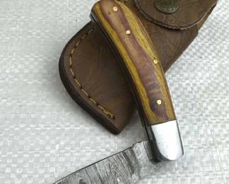 Damascus Steel Fixed Blade Knife w/ Sheath