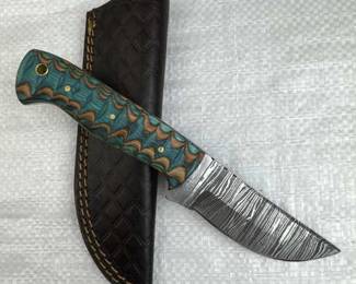 Damascus Steel Fixed Blade Knife w/ Sheath