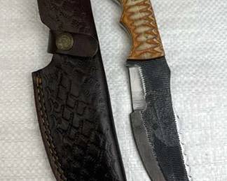 Damascus Steel Fixed Blade Knife w/ Sheath