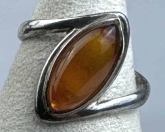 925 Silver Marquise-Shaped Baltic Amber Ring
