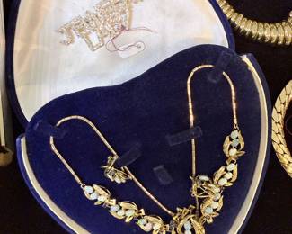 10k Opal and Sapphire Necklace with Earrings