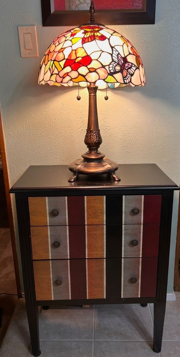 tiffany style lamp and 3 drawer colorful side table