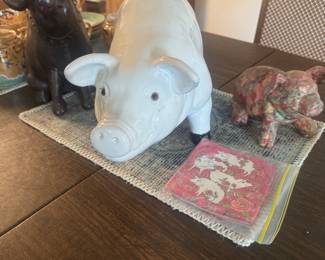 Piggy Figures