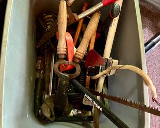 Hand tools 
