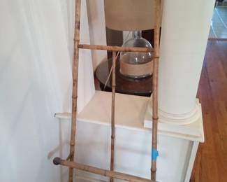 Very light but sturdy bamboo easel.