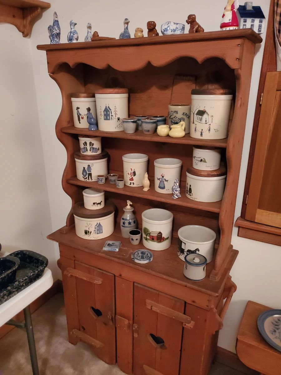 JC's House of Clutter - Pottery, Primitives,... starts on 4/30/2026