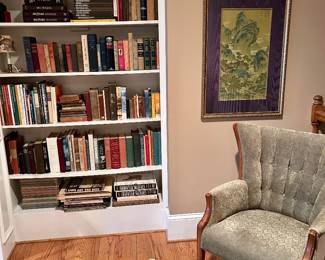 Assorted books including vintage and hardcover titles.