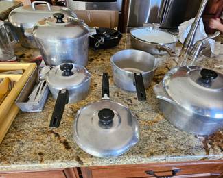 Magnalite aluminum cookware