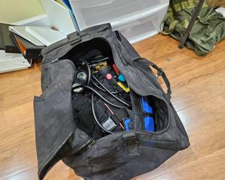 Scuba gear