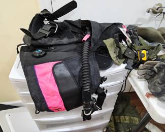 Scuba gear
