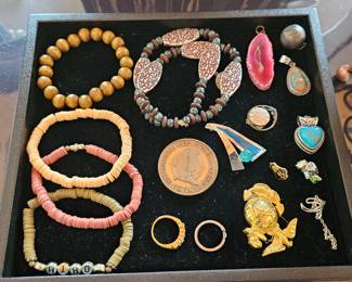 Costume jewelry 