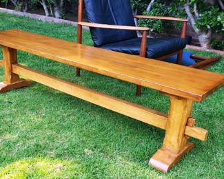 Craftsman or Arts and Crafts styled long bench