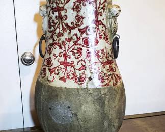 1900s Portuguese underground vase