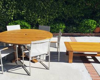 High end Janus et Cie, Harbour Outdoor teak and stainless steel patio set with coffee table, restored