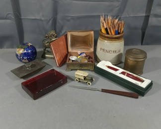 Lot 285: To Appoint Your Desk