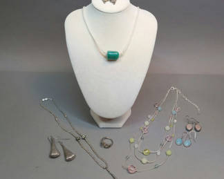 Lot 181: Jewelry - Bringing A Bit of Spring