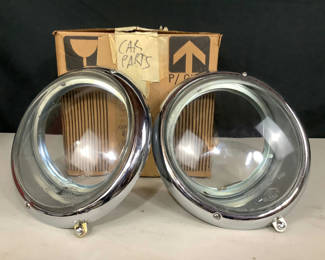 Lot 307: Porsche 356 Hella Headlights NIOB