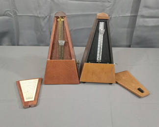 Lot 233: Vintage Metronomes
