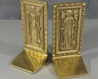 Lot 295: Virginia Metalcrafters Brass Bookends