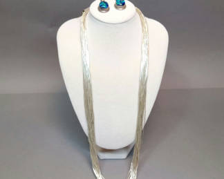 Lot 174: Liquid Silver Beaded Necklace (30+dwt)