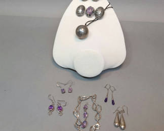 Lot 179: Silver & Amethyst Jewerly