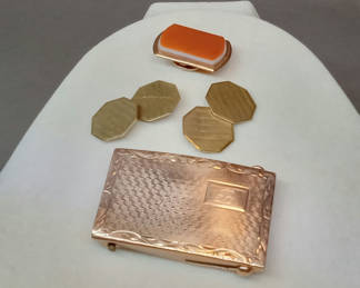 Lot 188: Men's 10K Jewelry (11+dwt)