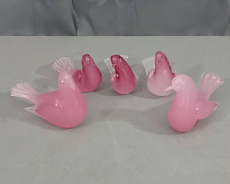Lot 261: Vintage Murano Pink Glass Birds
