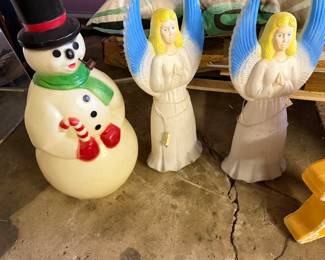 Vintage Empire Blow Mold Frosty Snowman, Union Products Angels