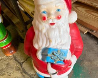 Vintage 1971 Empire Blow Mold Santa Claus