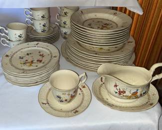 Beautiful floral dinnerware