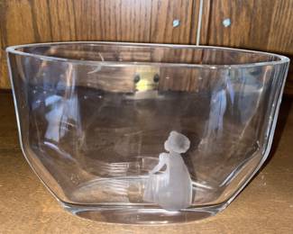 Etched glass bowl