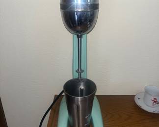Vintage Hamilton Beach malt mixer