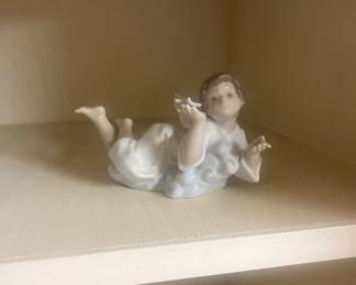 Lladro 1980s Vintage Retired Porcelain Figurine Angel 