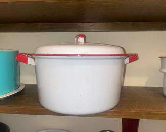 Red and white porcelain pot with lid