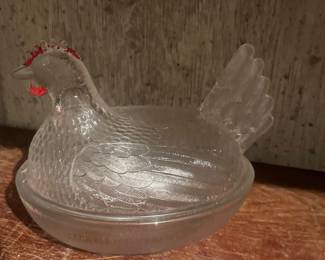 Glass hen on nest
