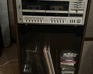 Dual cassette/AM/FM/Turntable