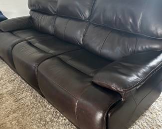 Leather sofa that reclines 