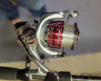 Premium Fishing Reel Johnnie Morris Platinum Signature
