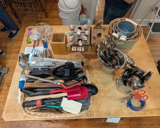 kitchen utensils
