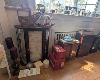 doll display boxes and cabinets