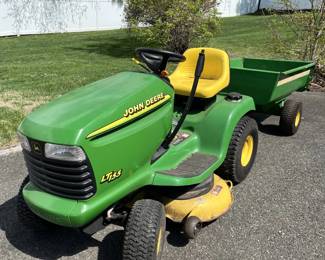 john deere ride-on lawn mower